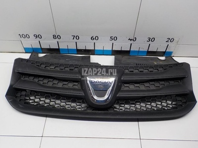 623103971R Решетка радиатора Renault Sandero 2014
