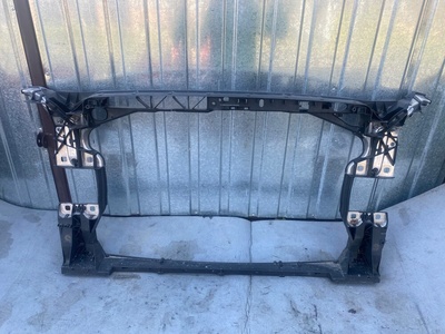 8W0805594 audi a4 b9 a5 полоса усиление передняя