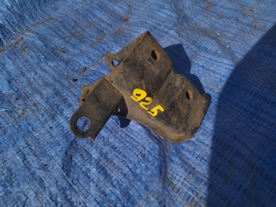 1232115140 кронштейн опоры двигателя TOYOTA COROLLA AE110 12321-15140