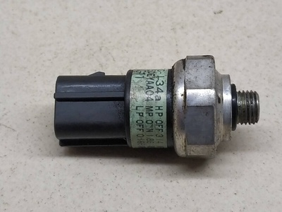 HFC134A Датчик кондиционера Mitsubishi Carisma 1999 ,1G11,F815DEYAA04
