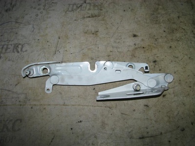 4F5827302D петля крышки багажника Audi A6 (C6 4F) 2004-2011 2008