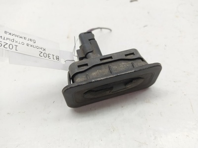 8200076256 Кнопка открытия багажника Renault Scenic II (2003-2009) 2007
