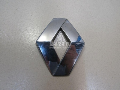 8200469132 Эмблема на крышку багажника Renault Clio III (2005 - 2012)