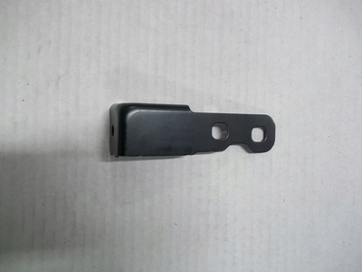 8W6821433 audi a5 крепление крепление крыла
