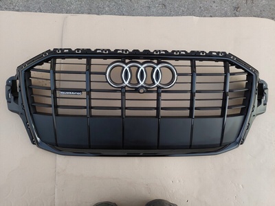 4M0853651 audi q7 4m0 рестайлинг чёрный решетка радиатора как новая