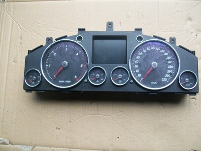 7L6920881B спидометр часы volkswagen touareg 5.0 tdi 2003 год