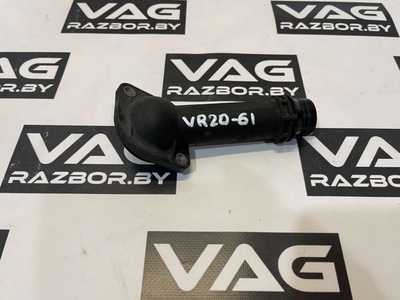 03G121121C Корпус термостата Audi A4 B7 2007 ,038121121B,06B121121L