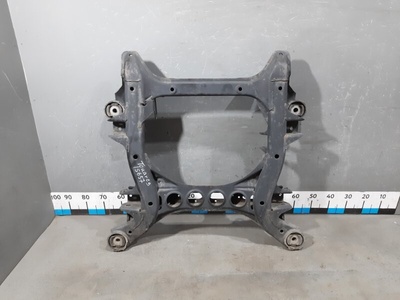 7L0499311E Балка подмоторная Audi Q7 4L