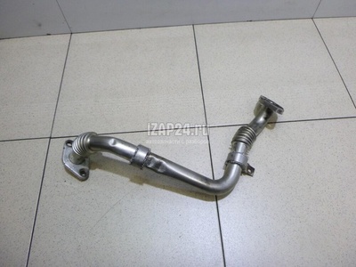 076131525D Трубка картерных газов VAG Crafter (2006 - 2016)
