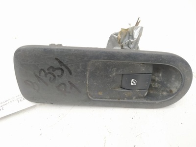 156013740 Кнопка управления стеклоподъемниками Renault Scenic II (2003-2009) 2004