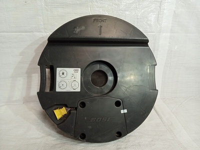 4L0010549 audi q7 4l bose сабвуфер