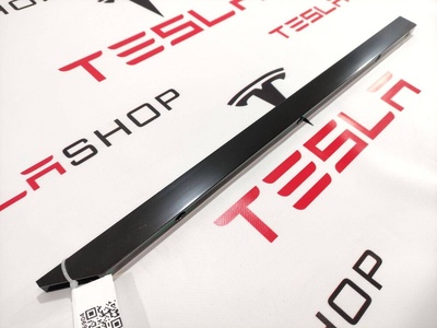 1014153FU26 Планка прижимная основной батареи Tesla Model S 2015 1014153-FU-26