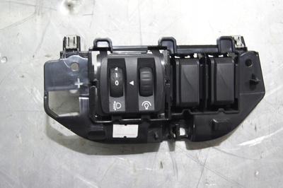 251900567R регулировка света renault clio iv
