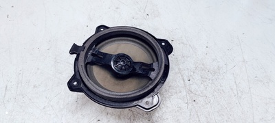 8H0035411D динамик задняя audi a3 8p a4 b7