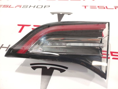 107740200G фонарь крышки багажника правый Tesla Model 3 2018 1077402-00-G