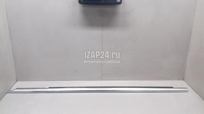 2216903380 Накладка стекла переднего левого Mercedes Benz W221 (2005 - 2013)