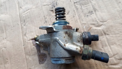 07L127026J a6 c7 a7 насос топлива 3.0 tfsi s4 b8
