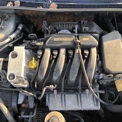 K4MF7 двигатель в сборе 1.6 16v renault лагуна i рестайлинг 2000 год