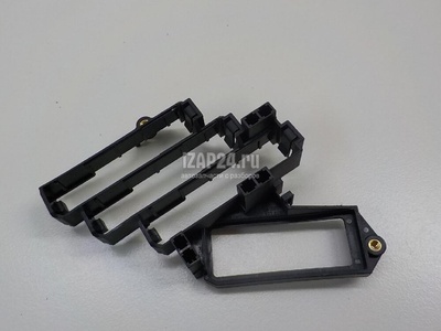 4L0971845 Корпус блока предохранителей VAG Q7 [4L] (2005 - 2015)