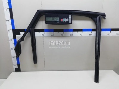 4G5839440G Уплотнитель стекла двери VAG A6 [C7,4G] (2011 - 2018)