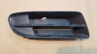 5212802130 toyota corolla e12 04 - 06 решётка заглушка бампера