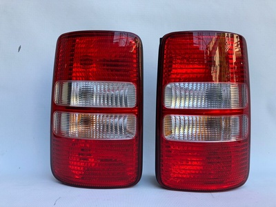 2K5945095Q фонарь левая caddy