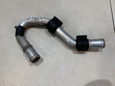 7L6819888C Трубка системы охлаждения Volkswagen Touareg (GP) I рестайлинг (2006–2010) 2008