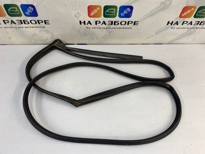 EG2172760P уплотнительная резинка на дверь Mazda CX-7 ER 2007 EG21-72-760P