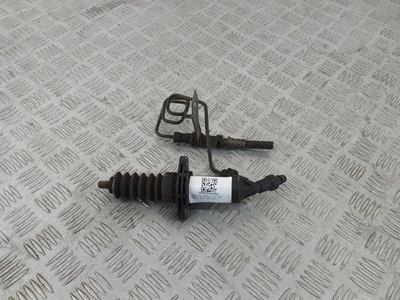 6785964 Цилиндр сцепления рабочий BMW 5 F10/F11/GT F07 2011 ,2152