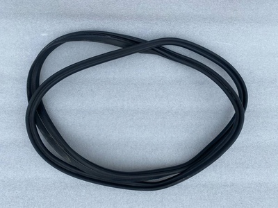8W5827705D уплотнительная резинка на крышу Audi A4 B9 2019