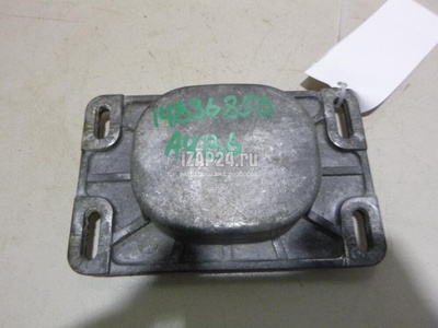 8E0199335K Кронштейн опоры двигателя VAG A4 [B7] (2005 - 2007)
