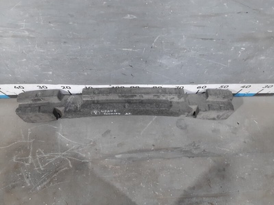 7P6807256C Наполнитель заднего бампера Volkswagen Touareg NF