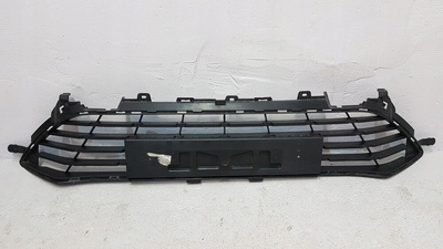 622548476R решётка центральная передняя renault megane iv 4 рестайлинг