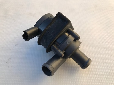 07C121599A дополнительный насос радиатора audi s6 c6 4f