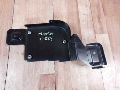 KA0H66A20 mazda 3 bm cx5 крепление усилителя bose