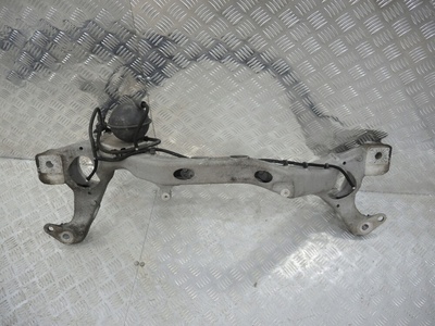 7L8199207A порше cayenne 7p5 балка опора двигателя 3 , 0tdi