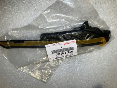 5382402190 corolla e21 19 - 22 крышка уплотнитель стекло жабо
