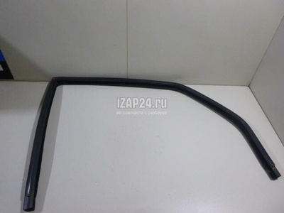 7701204811 Уплотнитель стекла двери Renault Scenic RX4 (2000 - 2003)