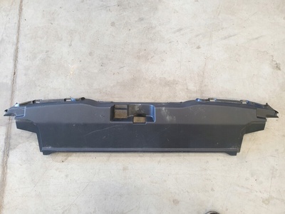 N24368310 mazda mx - 5 iv nd крышка порога багажника задняя 2018