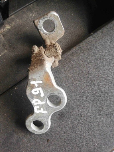 xs4aa22801ab Петля двери Ford Focus 2000