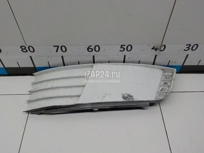 5E08073679B9 Решетка в бампер левая VAG Octavia (A7) (2013 - 2020)