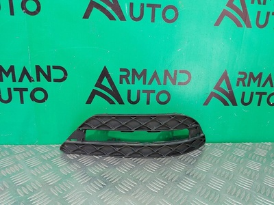 A2048803224 Решетка бампера Mercedes C-Class W204 2011-2015