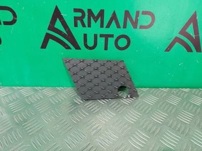 A1668850622 Накладка решетки бампера Mercedes M ML GLE-Class W166 2011-2015