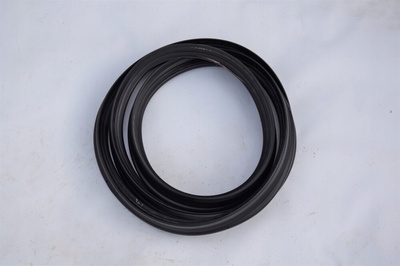 51767379602 новая оригинал уплотнитель капота багажника bmw f55