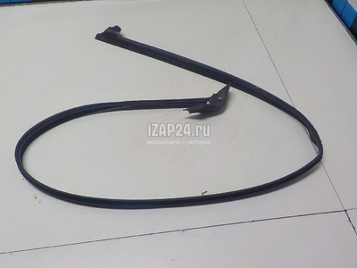 LR082954 Уплотнитель двери Land Rover Discovery V 2017