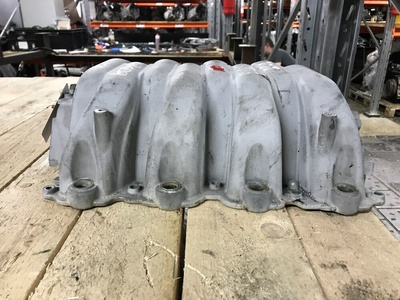 077133185BS Коллектор впускной Audi A6 C5 (1997-2005) 2000 ,