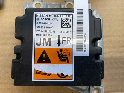 988205JM0A блок сенсор airbag аляскинский