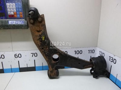 1570750 Рычаг передний правый Ford C-MAX (2003 - 2010)