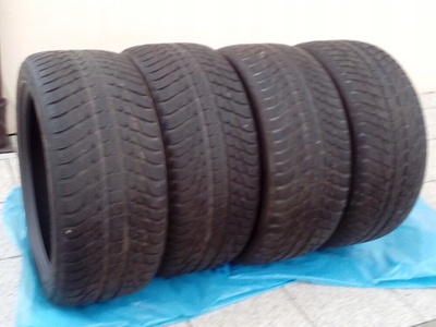 Комплект шин zimowych 275 / 40 r20 / range rover /
