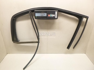 5M0839432D5AP Уплотнитель стекла двери VAG Golf Plus (2005 - 2014)
